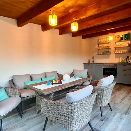 - Pool & Sauna Prázdninový dům Sulov