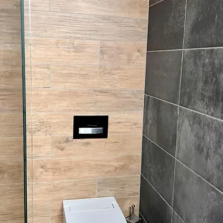 - Pool & Sauna Holiday home *