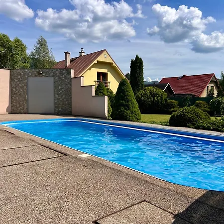 Holiday home - Pool & Sauna *
