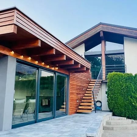 - Pool & Sauna Prázdninový dům